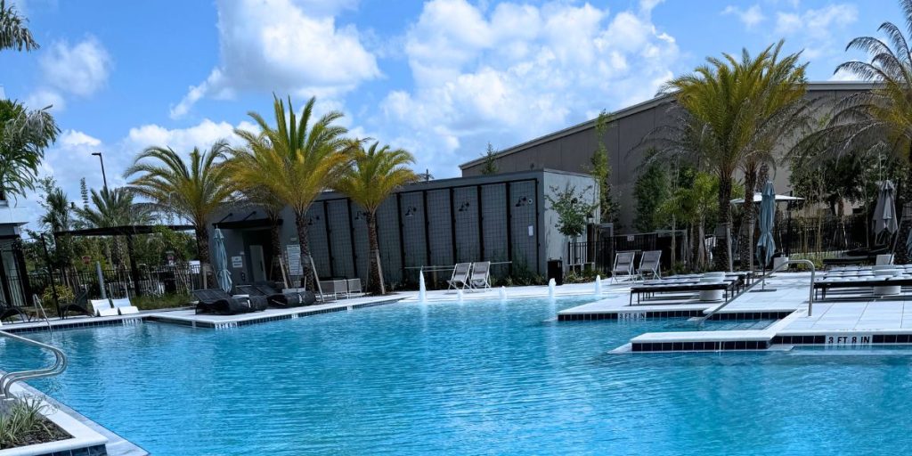 evaporacion del agua de la piscina florida - pools cleanliness solution